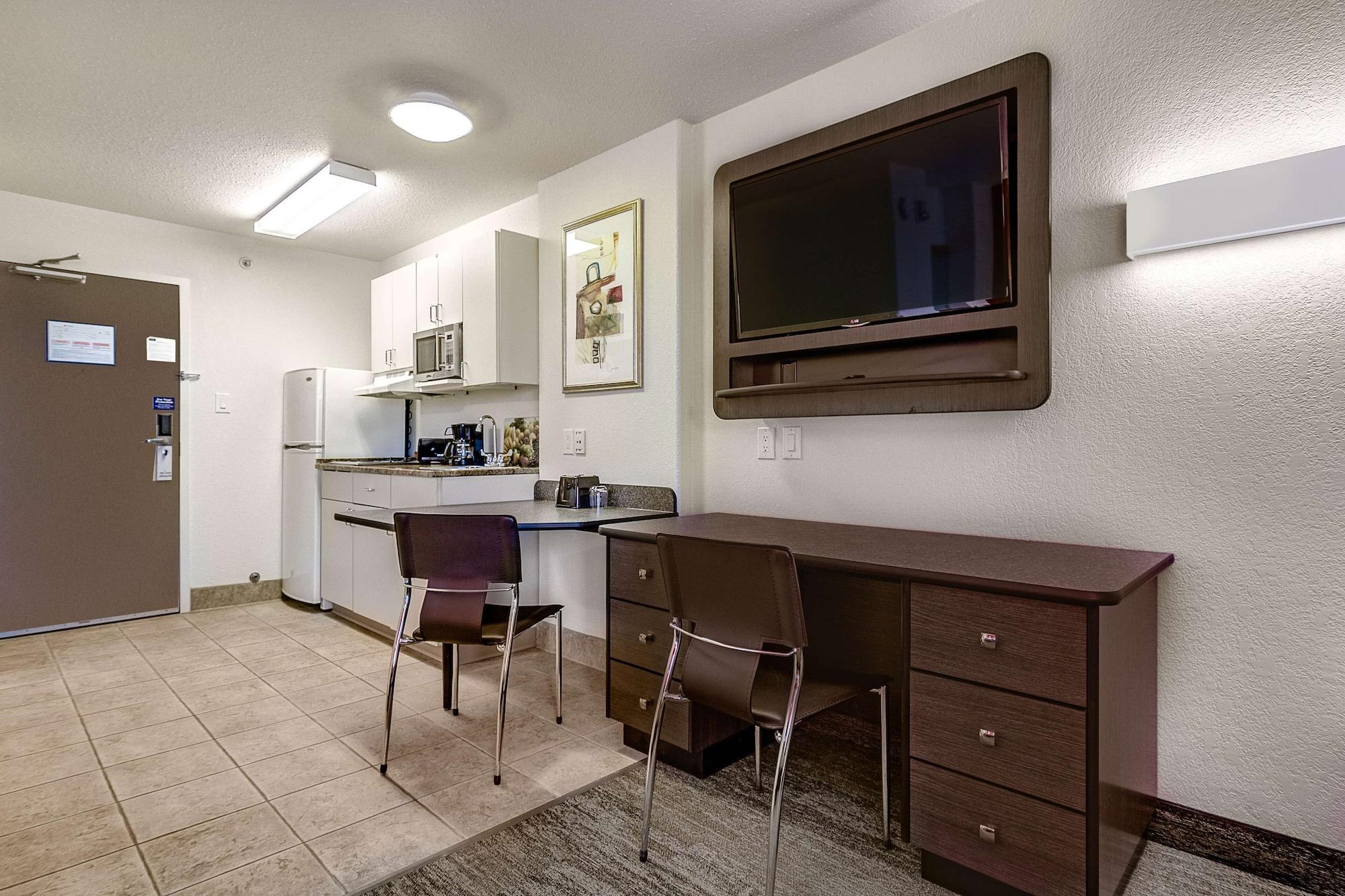 Motel 6-Saskatoon, Sk Zewnętrze zdjęcie