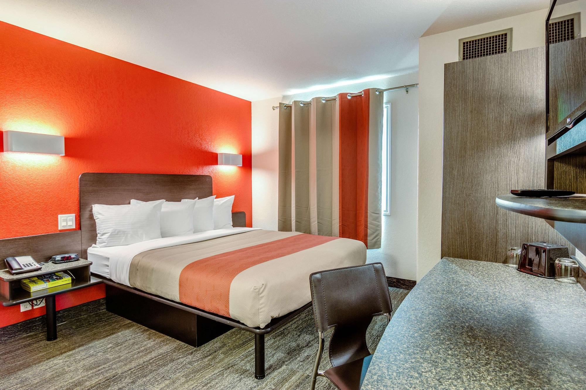 Motel 6-Saskatoon, Sk Zewnętrze zdjęcie